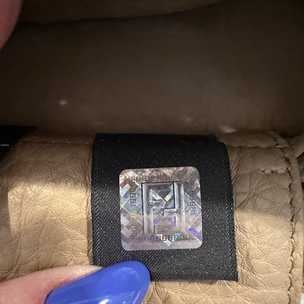 Fendi Tote Bag - Picture 7 of 11